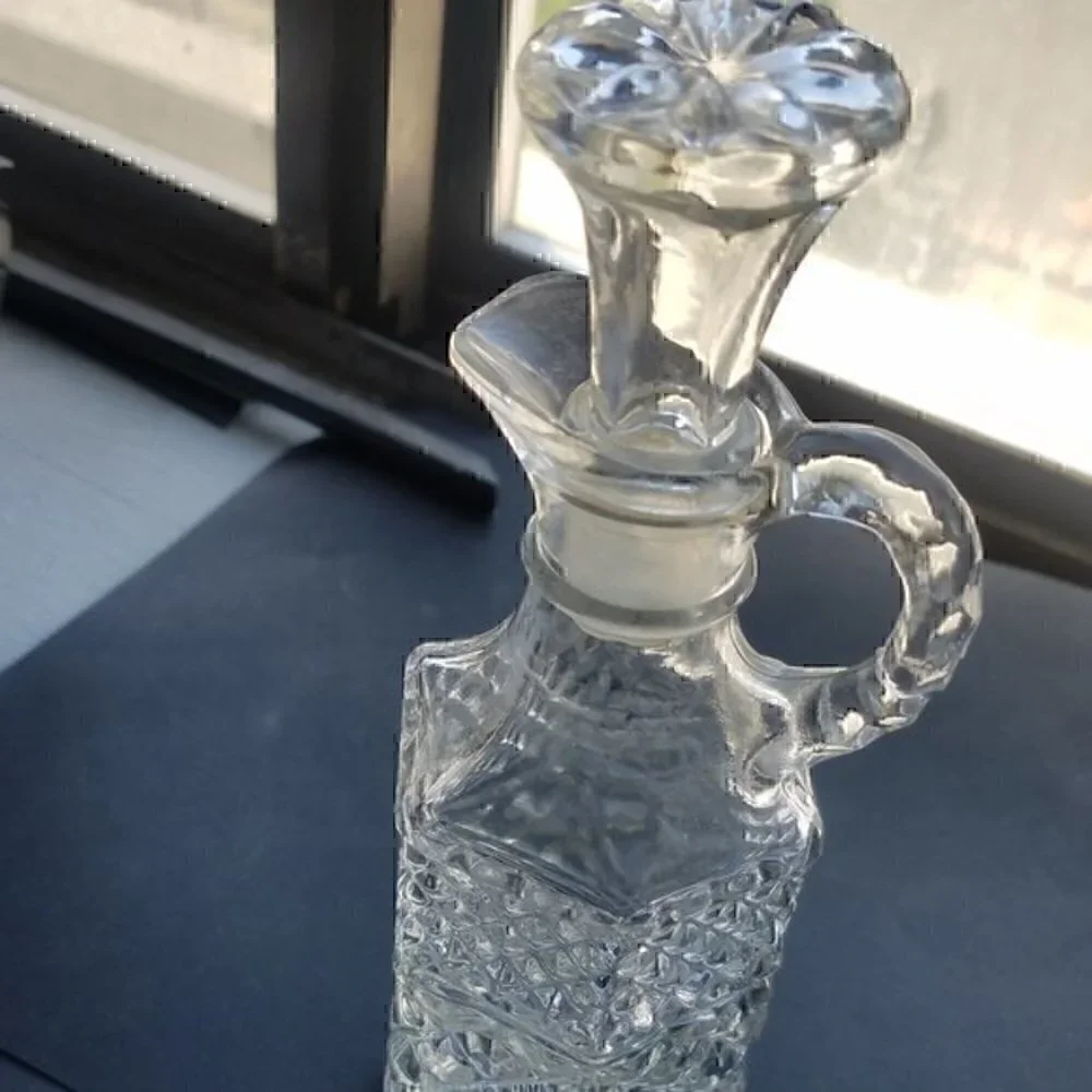 Vintage Anchor Hocking Wexford Pattern Cruet